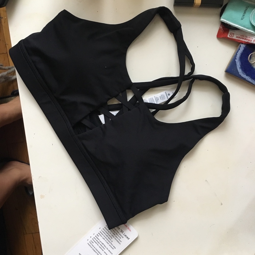 NWT Lululemon Energy Bra Laced Black 8